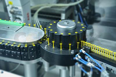 預(yù)充針推桿限位器智能裝配系統(tǒng)